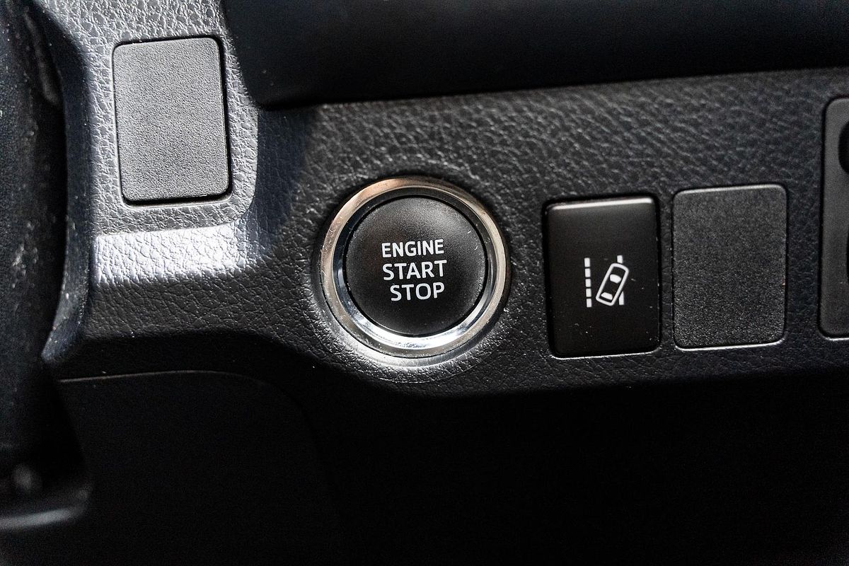 2017 Toyota RAV4 GXL ZSA42R