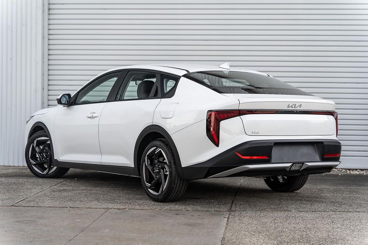 2025 Kia K4 Sport+ CL4m