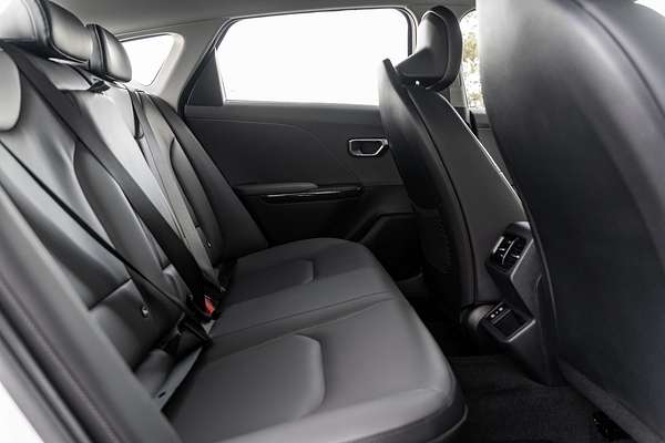 2025 Kia K4 Sport+ CL4m