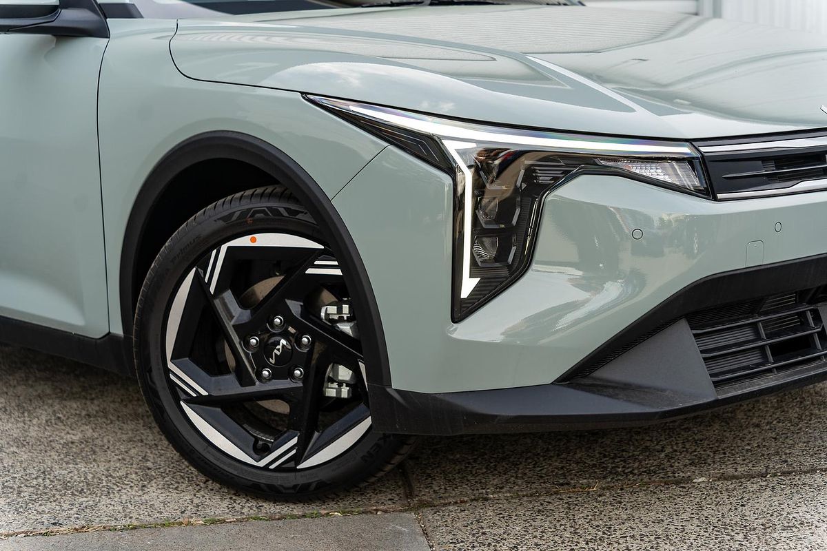 2025 Kia K4 Sport CL4m