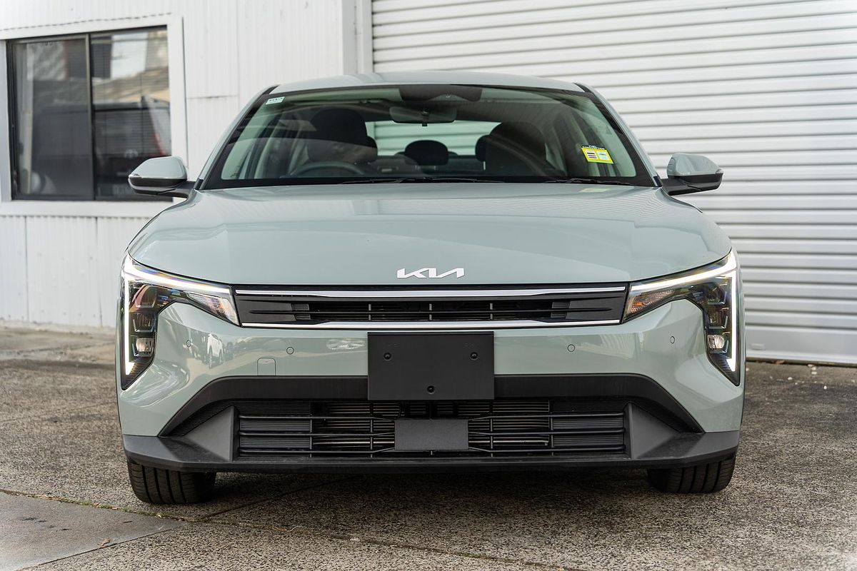 2025 Kia K4 Sport CL4m