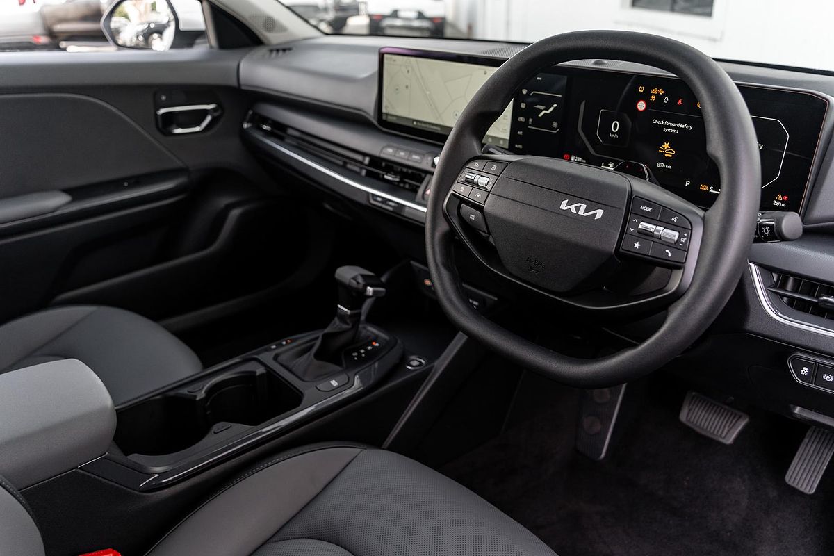 2025 Kia K4 Sport+ CL4m