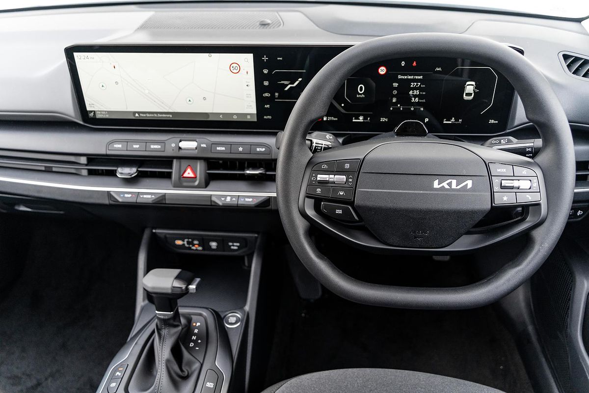 2025 Kia K4 Sport CL4m