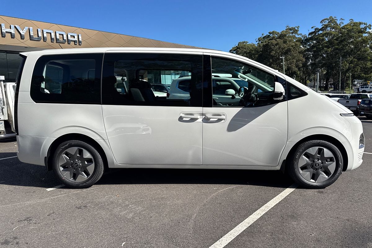 2025 Hyundai STARIA US4.V3