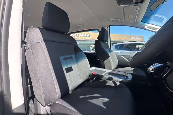 2025 Hyundai STARIA US4.V3