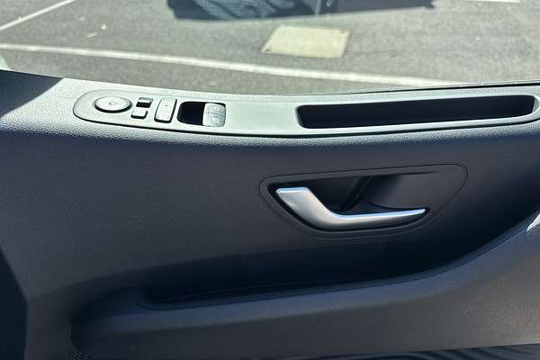 2025 Hyundai STARIA US4.V3