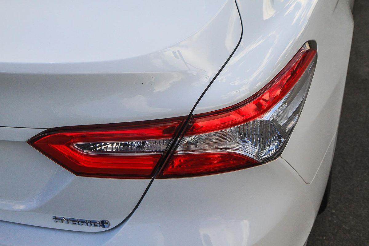 2018 Toyota Camry Ascent AXVH71R