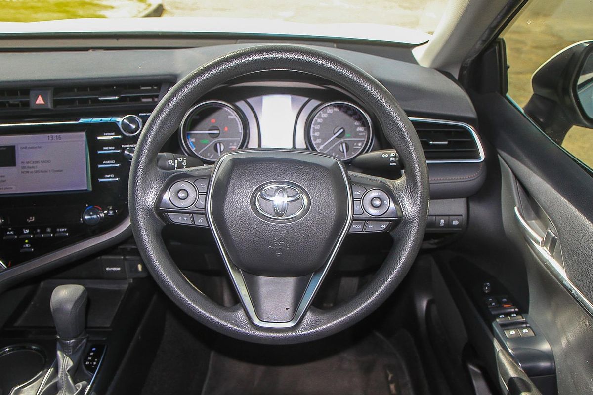 2018 Toyota Camry Ascent AXVH71R