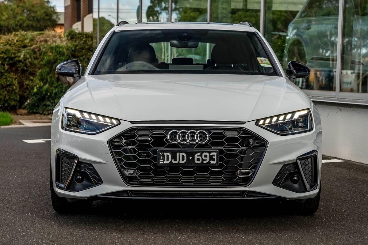 2024 Audi A4 45 TFSI S line B9