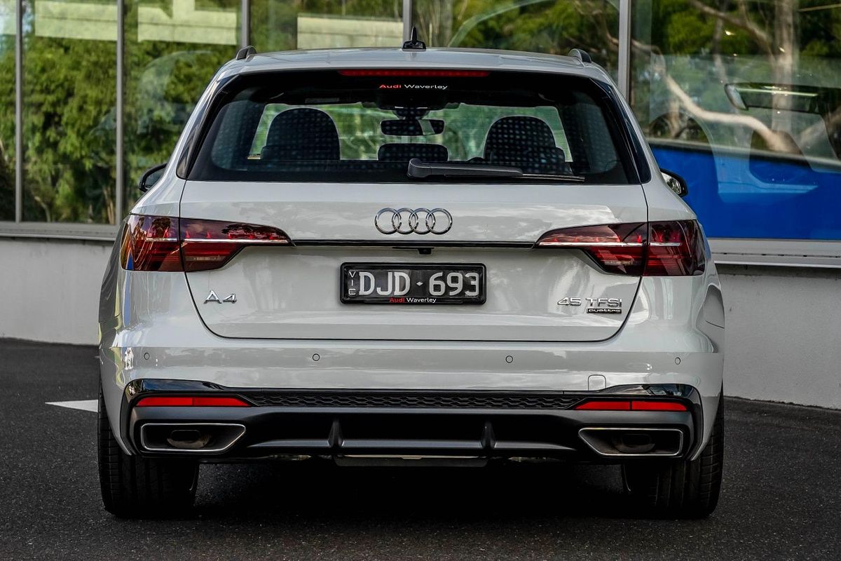 2024 Audi A4 45 TFSI S line B9