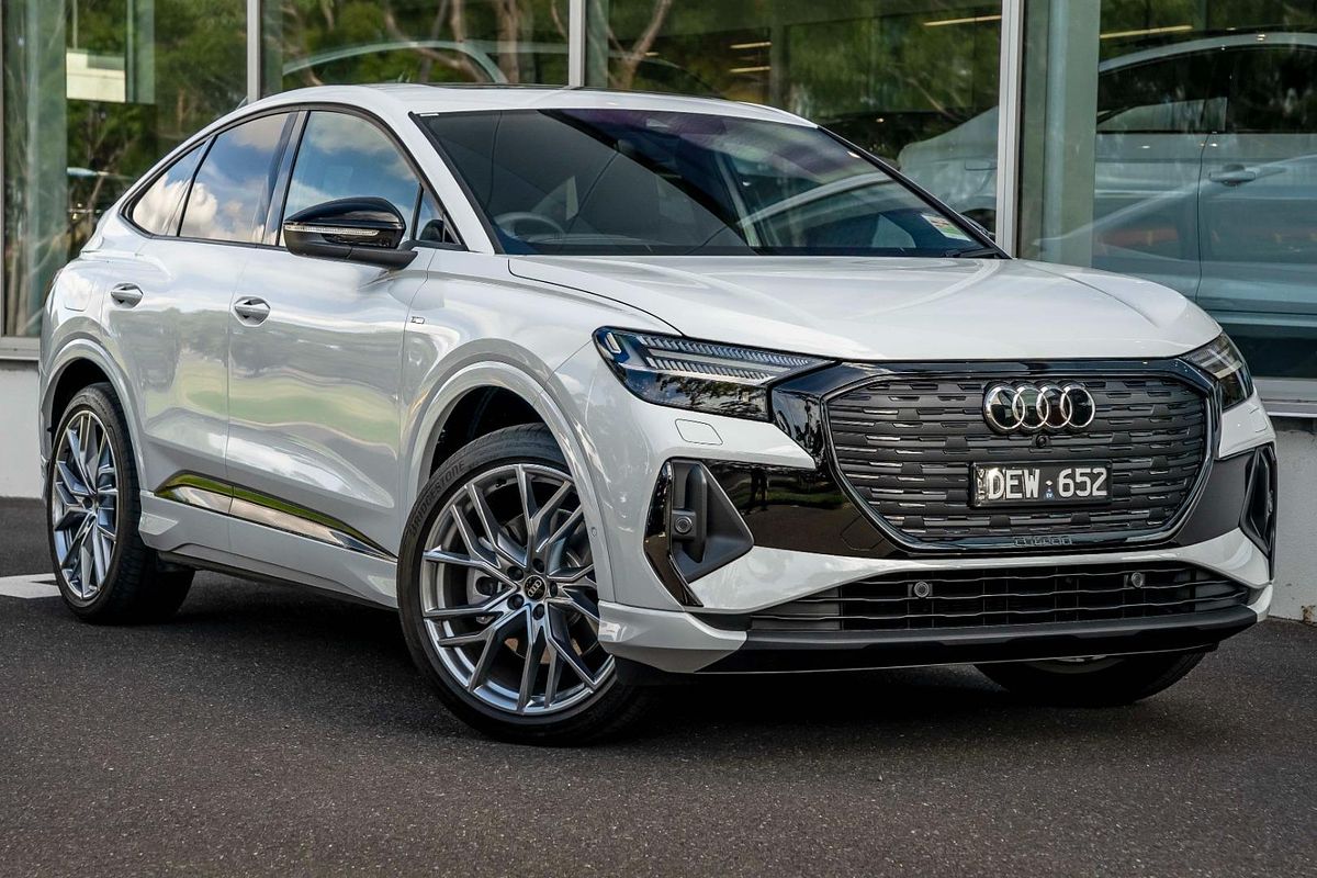 2024 Audi Q4 e-tron 55 F4