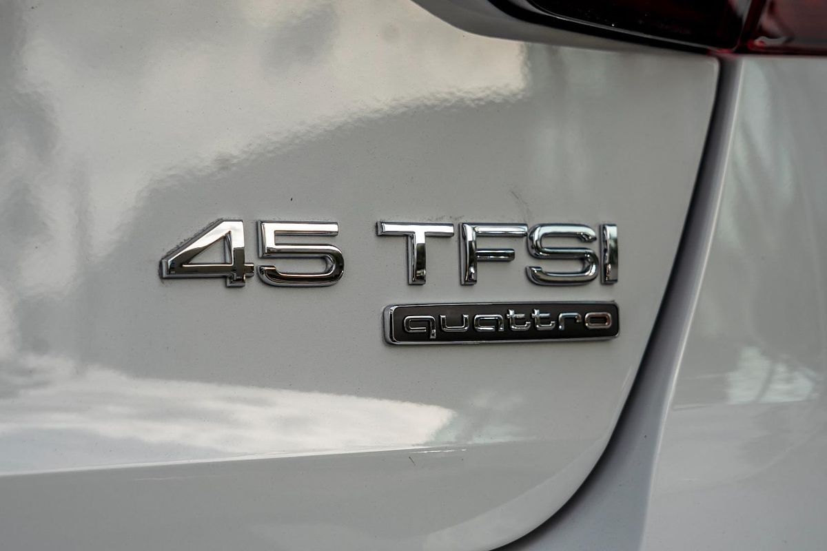 2024 Audi A4 45 TFSI S line B9