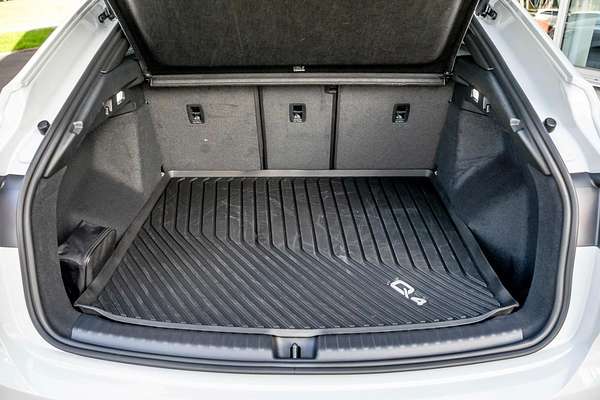 2024 Audi Q4 e-tron 55 F4