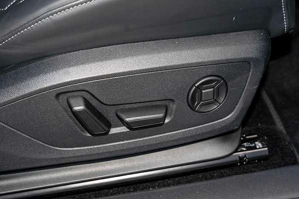 2024 Audi Q4 e-tron 55 F4