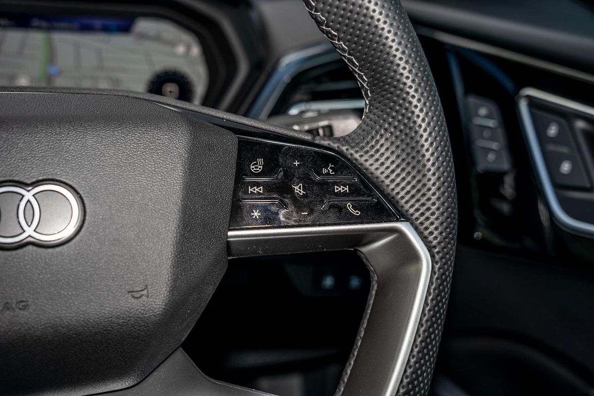 2024 Audi Q4 e-tron 55 F4