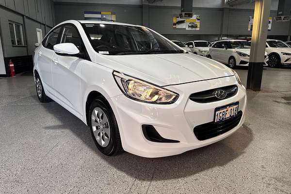 2016 Hyundai Accent Active RB3