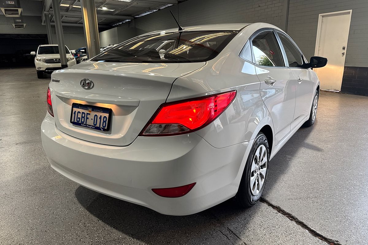 2016 Hyundai Accent Active RB3