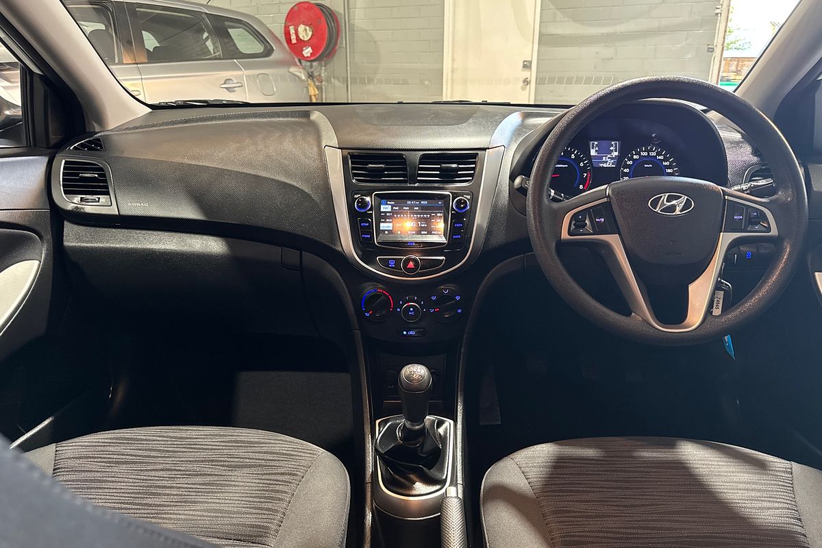 2016 Hyundai Accent Active RB3