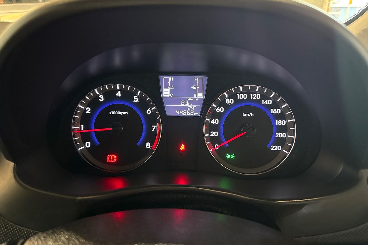2016 Hyundai Accent Active RB3