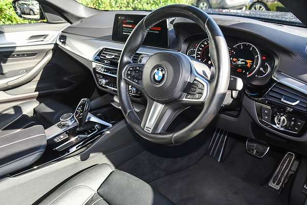 2019 BMW 5 Series 520d Luxury Line G30