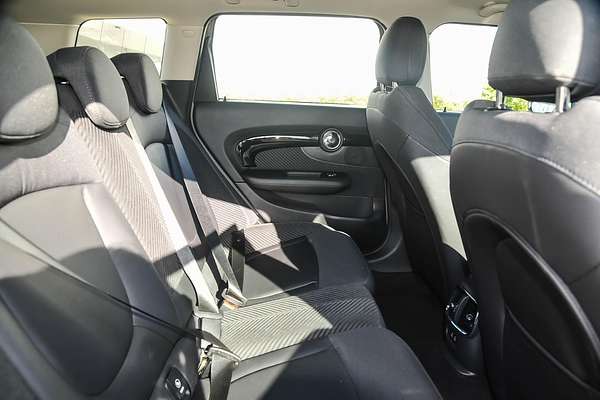 2019 MINI Clubman Cooper F54