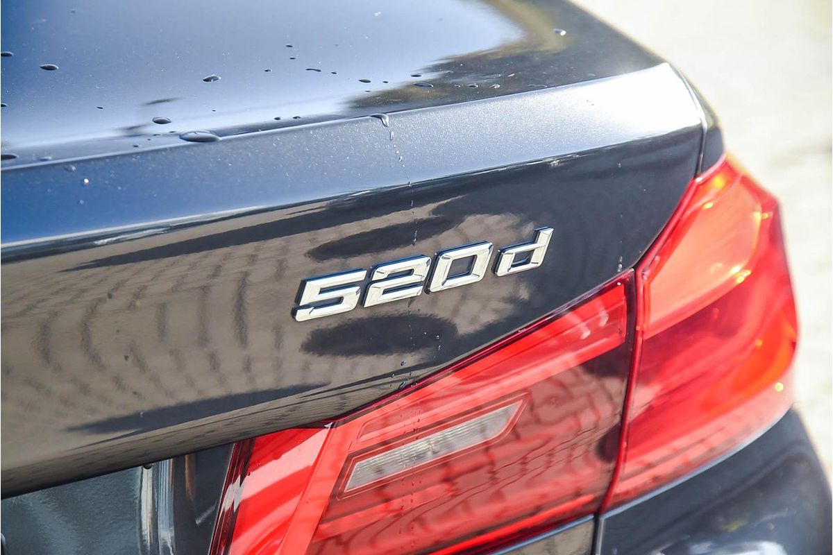 2019 BMW 5 Series 520d Luxury Line G30