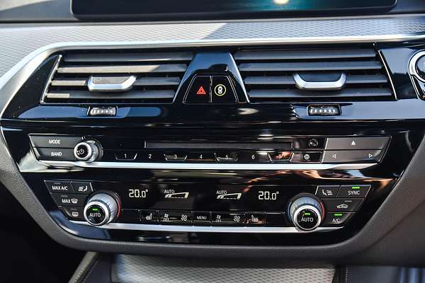 2019 BMW 5 Series 520d Luxury Line G30
