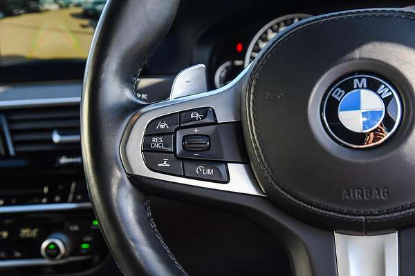 2019 BMW 5 Series 520d Luxury Line G30