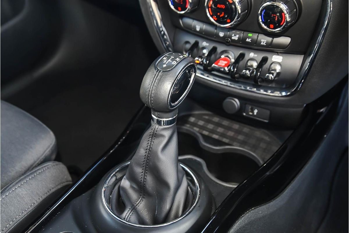 2019 MINI Clubman Cooper F54