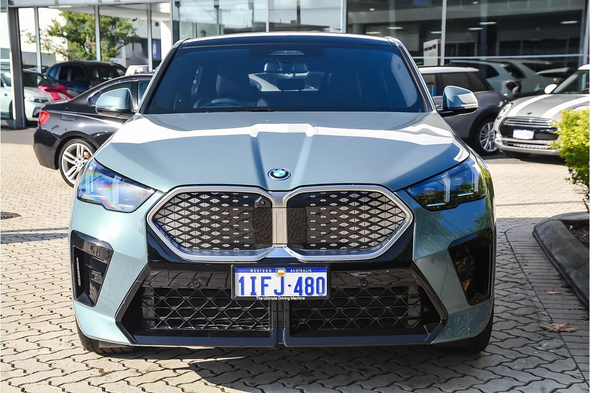2024 BMW iX2 xDrive30 M Sport U10
