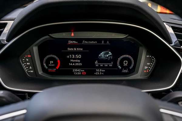 2022 Audi Q3 35 TFSI S line F3