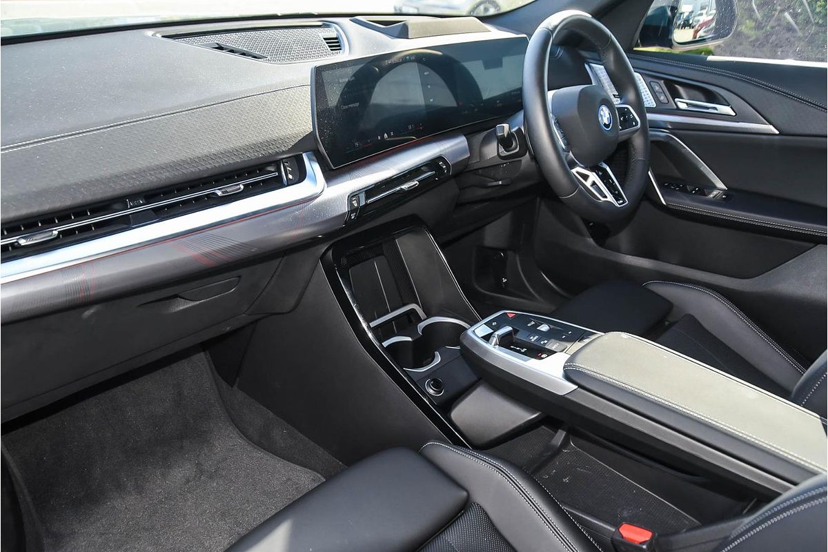 2024 BMW iX2 xDrive30 M Sport U10