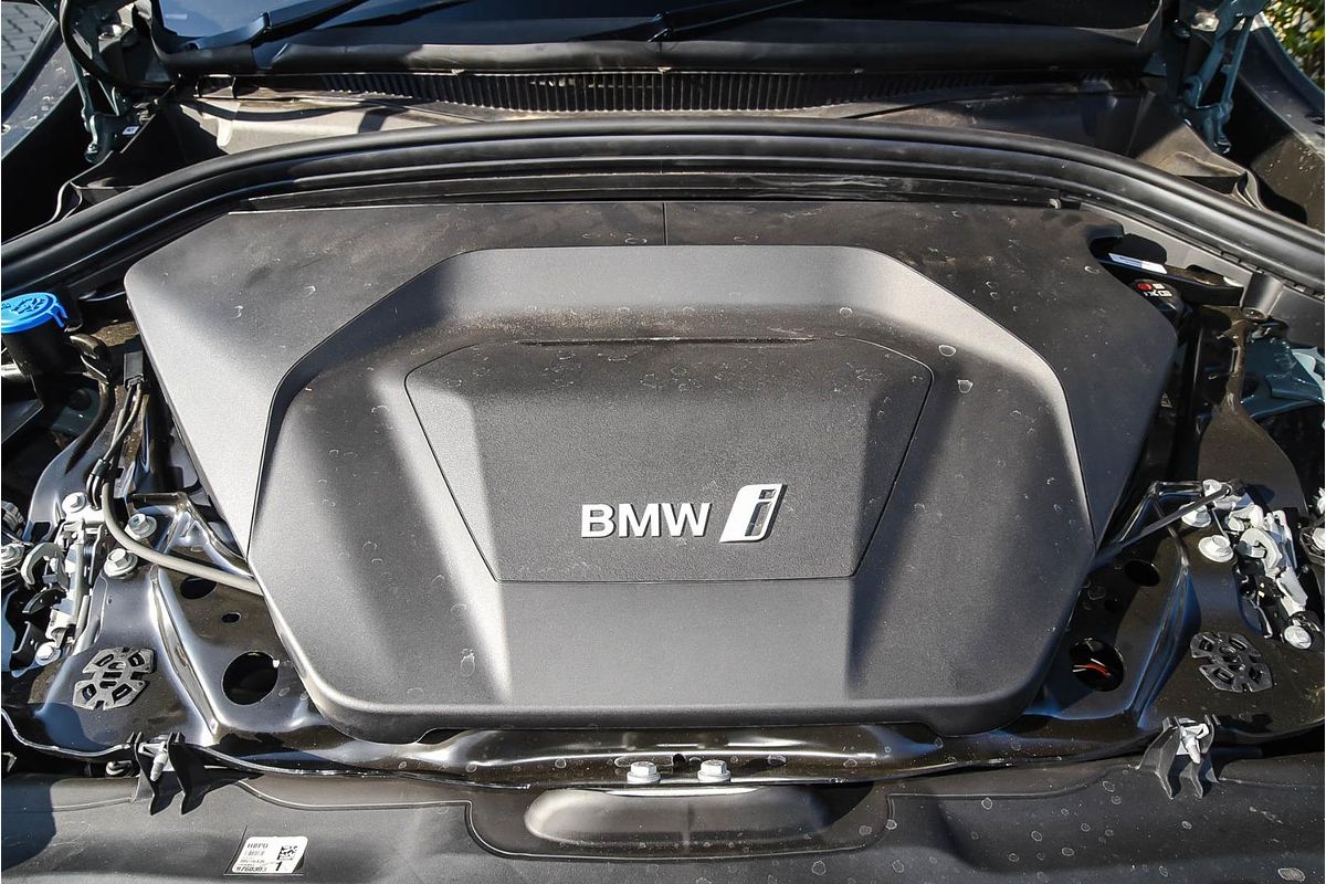 2024 BMW iX2 xDrive30 M Sport U10