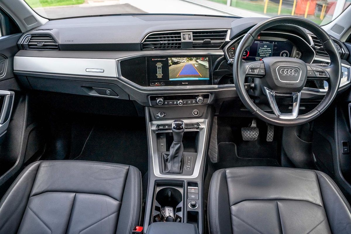 2022 Audi Q3 35 TFSI S line F3