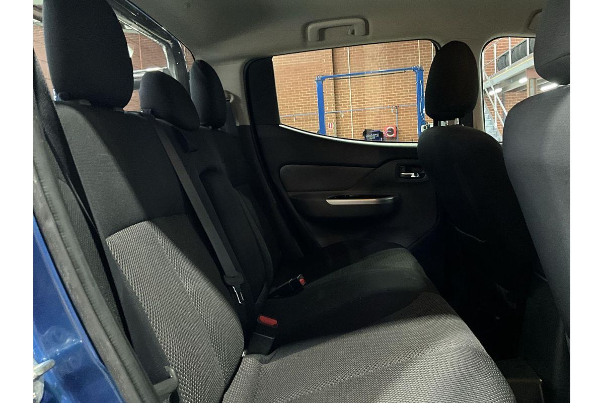 2015 Mitsubishi Triton GLS MQ 4X4