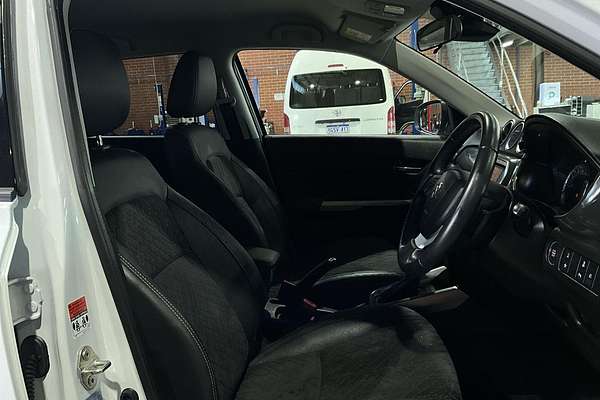 2022 Suzuki Vitara Turbo LY Series II