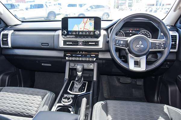 2024 Mitsubishi Triton GLS MV 4X4