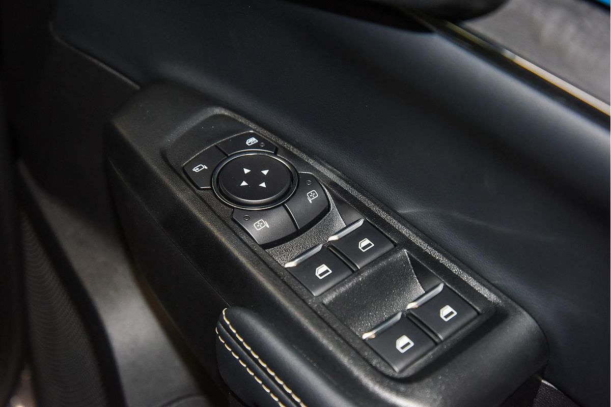 2025 Ford Everest Platinum