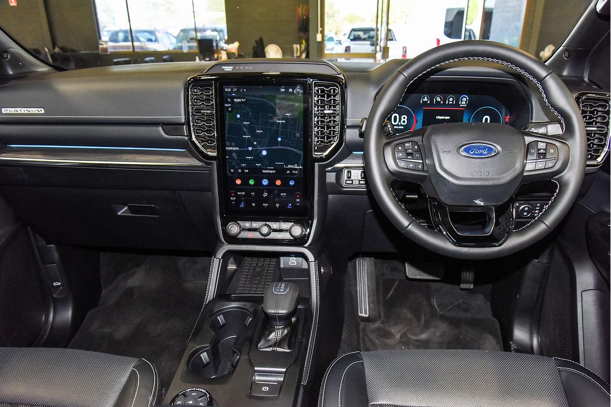 2025 Ford Everest Platinum