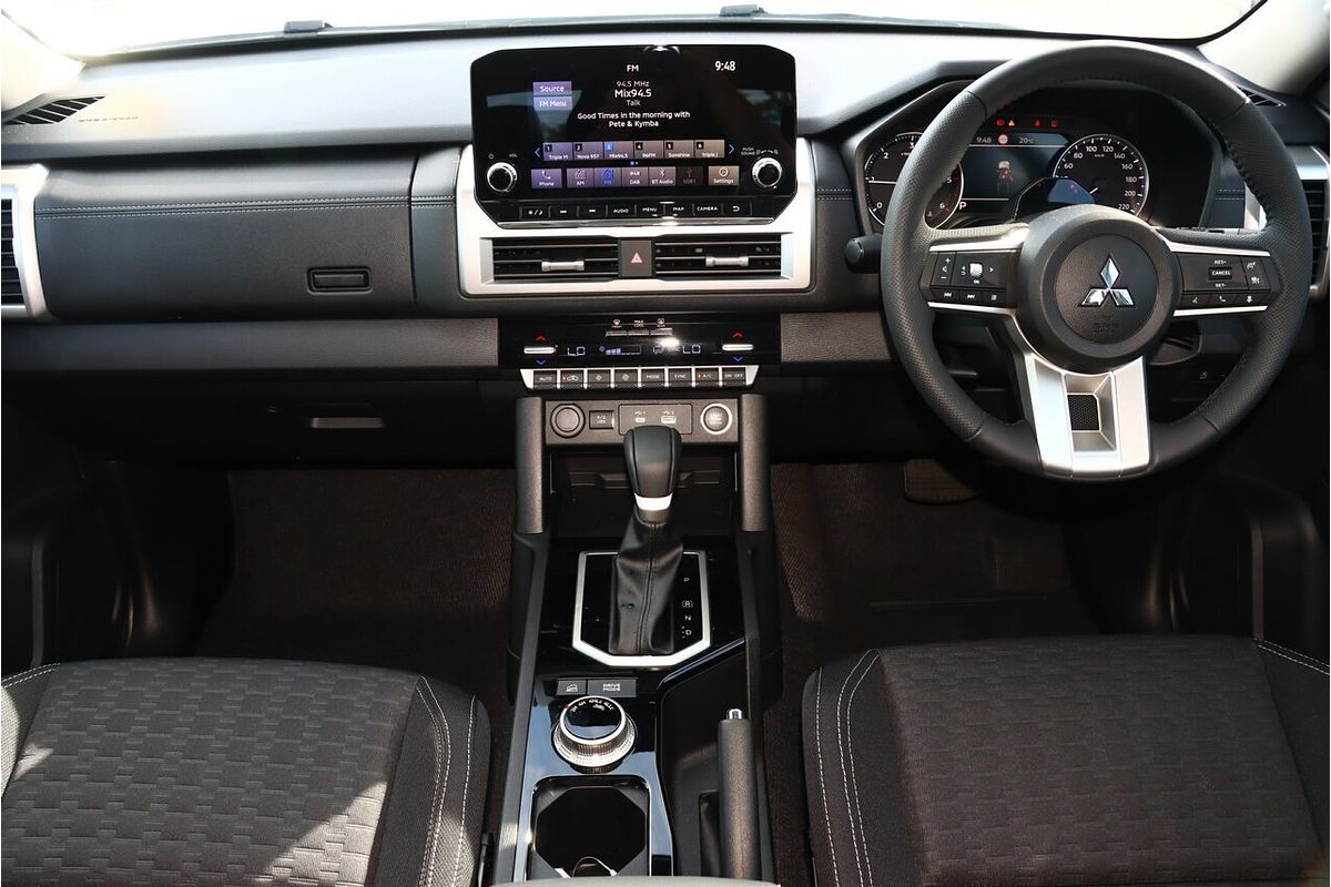 2024 Mitsubishi Triton GLS MV 4X4