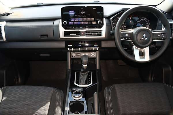 2024 Mitsubishi Triton GLS MV 4X4