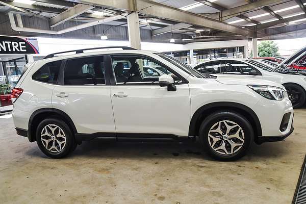 2019 Subaru Forester 2.5i S5