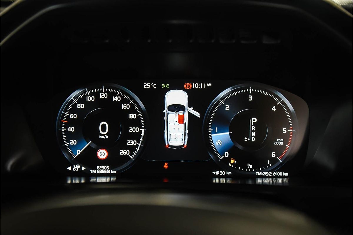 2019 Volvo XC90 D5 R-Design
