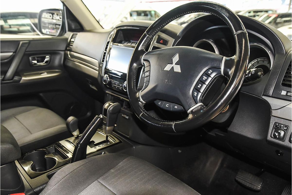 2019 Mitsubishi Pajero GLX NX