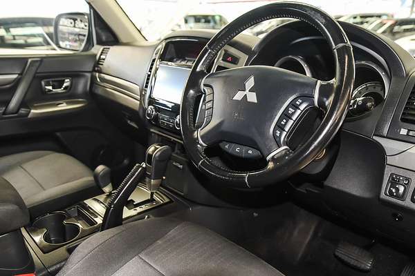 2019 Mitsubishi Pajero GLX NX