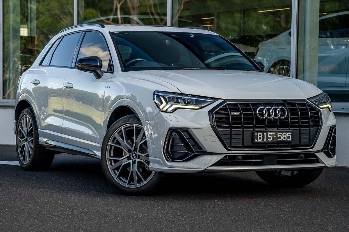 2020 Audi Q3 40 TFSI S Line F3