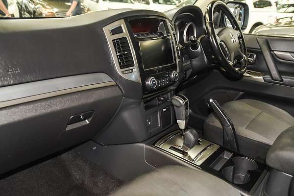 2019 Mitsubishi Pajero GLX NX