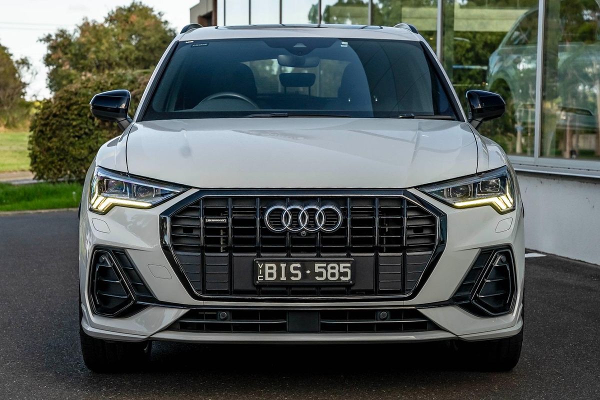2020 Audi Q3 40 TFSI S Line F3