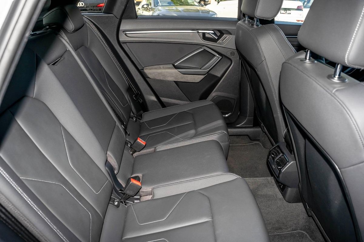 2020 Audi Q3 40 TFSI S Line F3