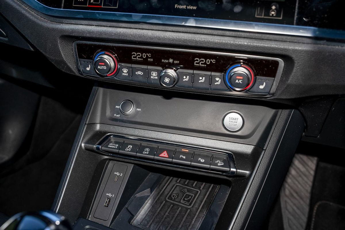 2020 Audi Q3 40 TFSI S Line F3